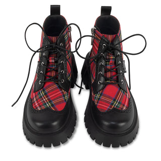 Glamourous Grace