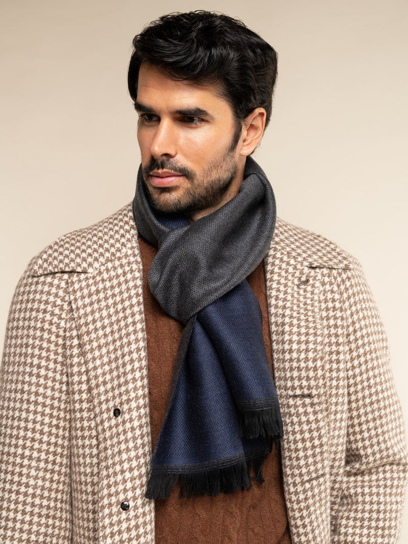 Romeo (blue/grey) - Italian warm and soft scarf made from 100% wool - Glamourous Grace
