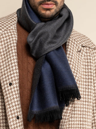 Romeo (blue/grey) - Italian warm and soft scarf made from 100% wool - Glamourous Grace