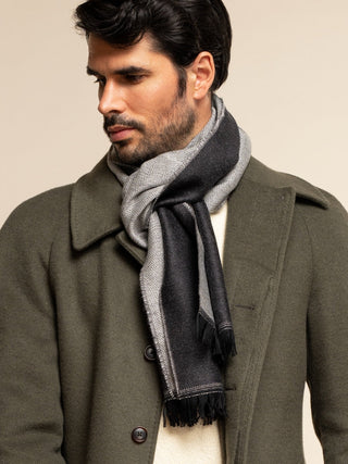 Romeo (blue/grey) - Italian warm and soft scarf made from 100% wool - Glamourous Grace