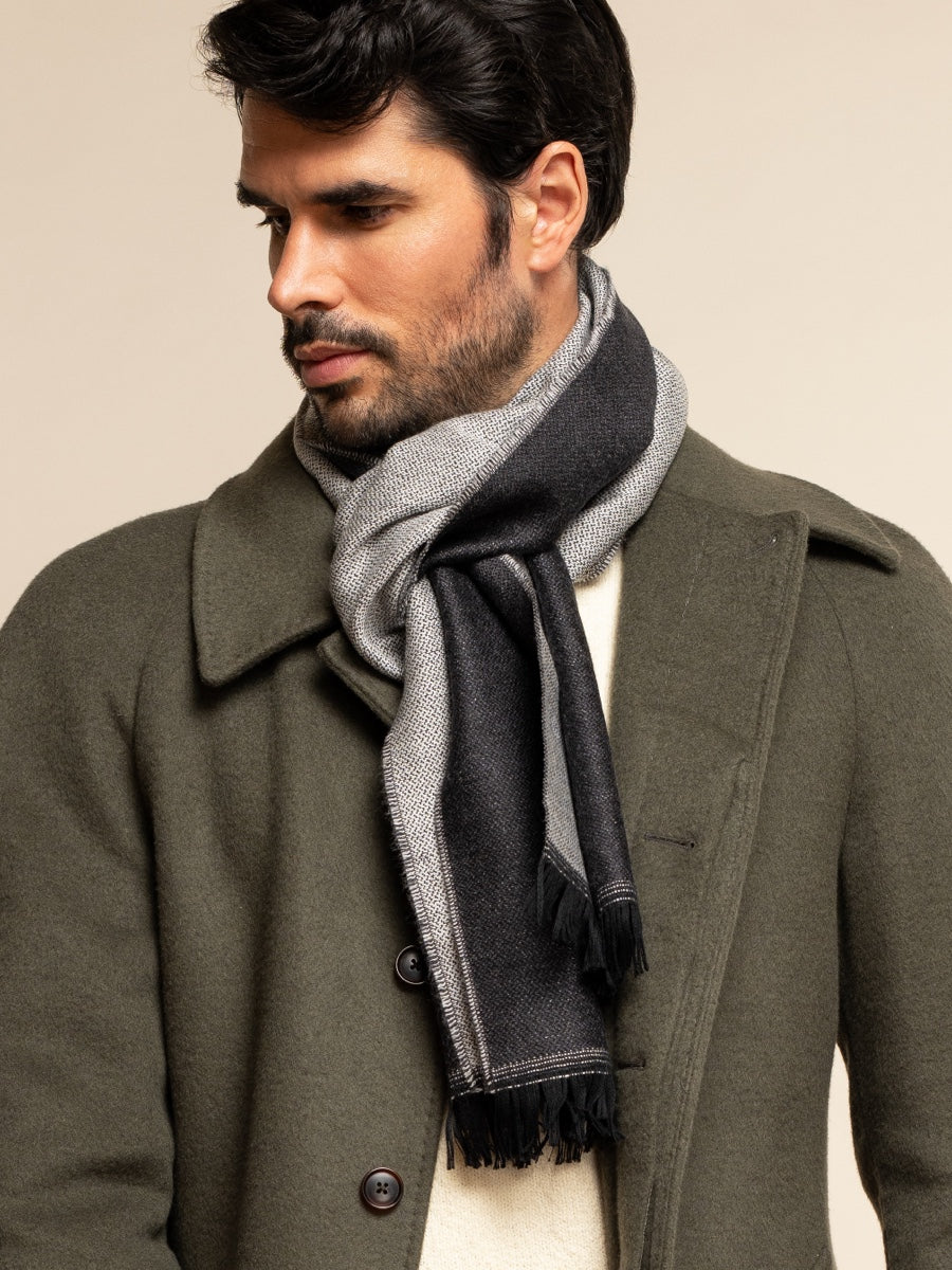 Romeo (blue/grey) - Italian warm and soft scarf made from 100% wool - Glamourous Grace
