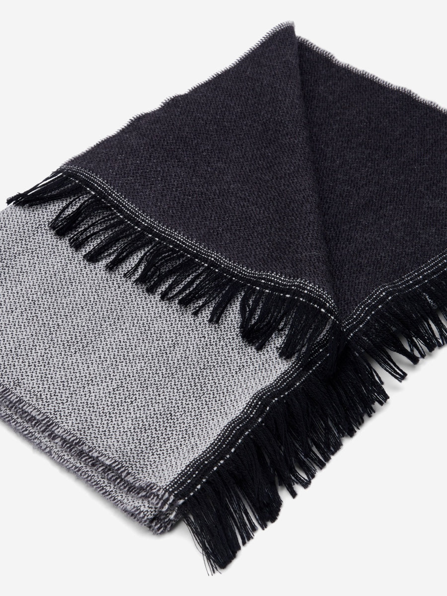 Romeo (blue/grey) - Italian warm and soft scarf made from 100% wool - Glamourous Grace