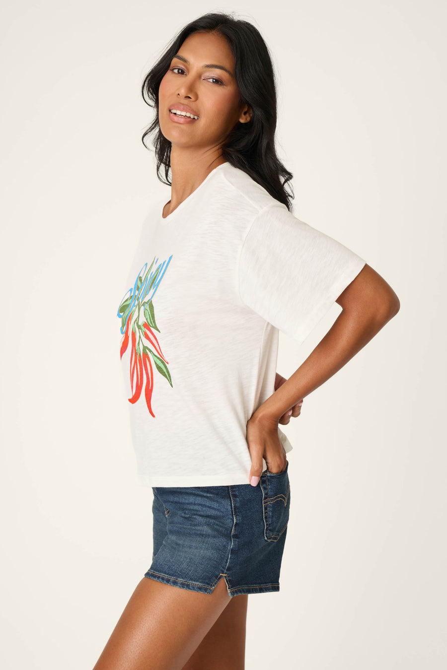 Feelin’ Prickly Spicy Chili Graphic T-Shirt - Glamourous Grace