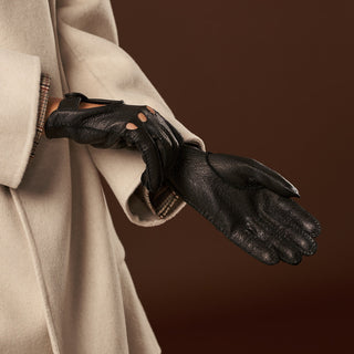 Raffaella (black) – Luxurious Italian peccary driving gloves - Glamourous Grace