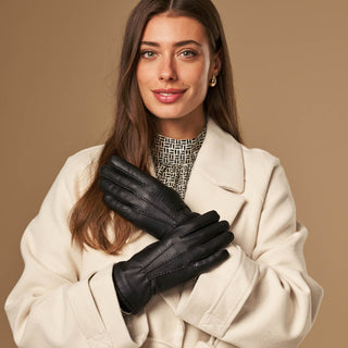 Raya (black) – Deerskin leather gloves with warm wool lining - Glamourous Grace