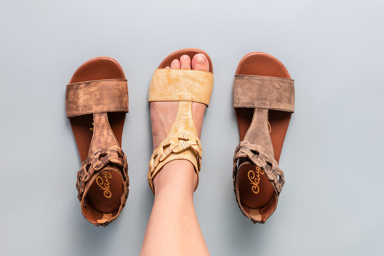 Loop D Loop Sandals in White - Glamourous Grace