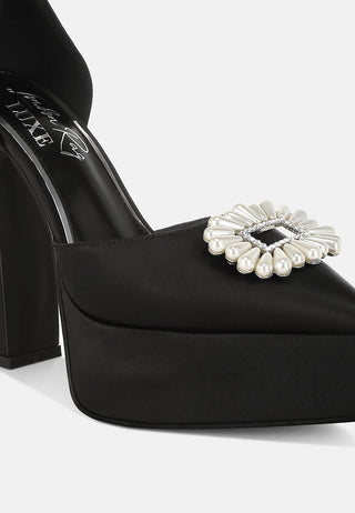 Maeissa Pearls Brooch Detail Platform Block Heel Sandals