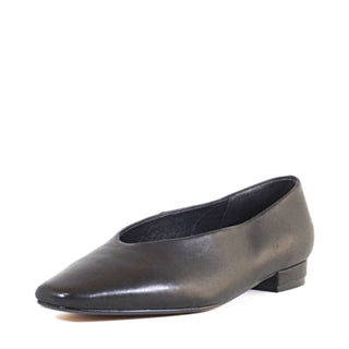 Slick Ballet Flats - Glamourous Grace