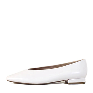 Slick Ballet Flats - Glamourous Grace