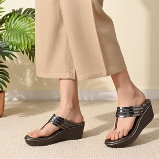 Shynara - Grey Thong Wedges