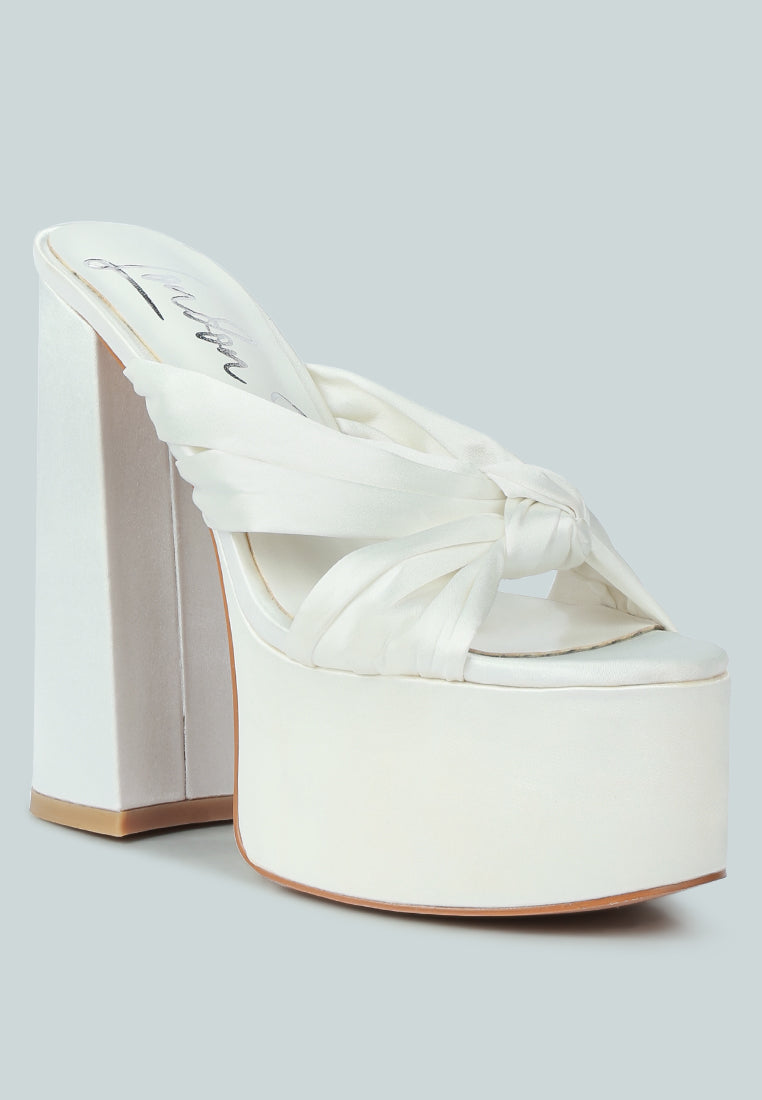 Strobing Knotted Chunky Platform Heels - Glamourous Grace