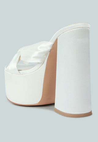 Strobing Knotted Chunky Platform Heels - Glamourous Grace