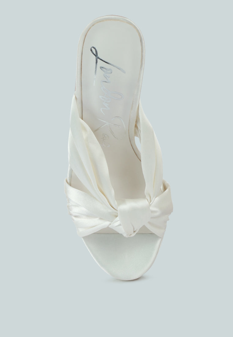 Strobing Knotted Chunky Platform Heels - Glamourous Grace