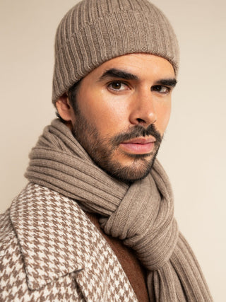 Napoli (brown) - Italian 100% cashmere ribbed scarf (unisex) - Glamourous Grace