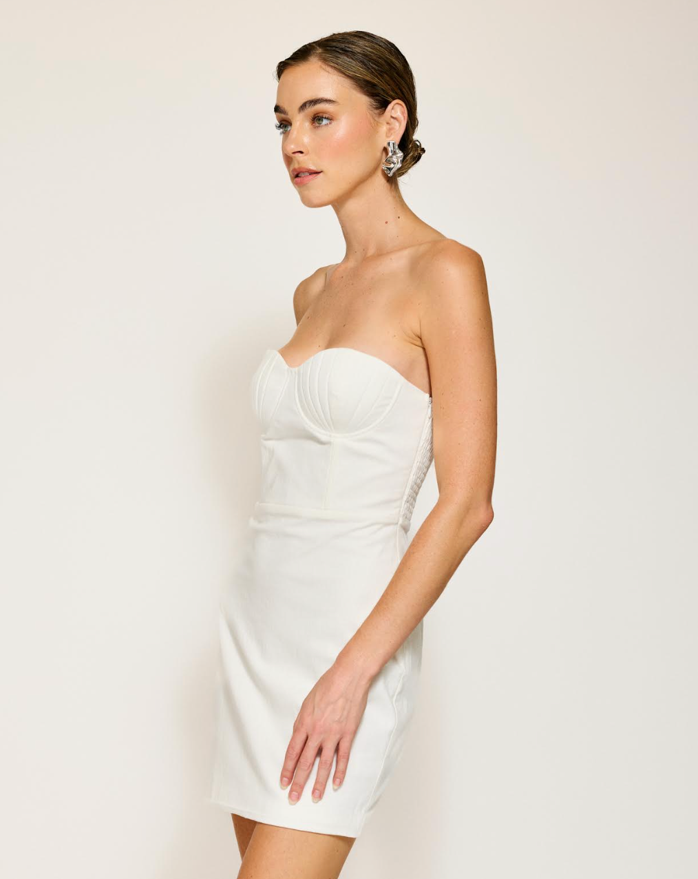 Fable Mini Dress | White - Glamourous Grace