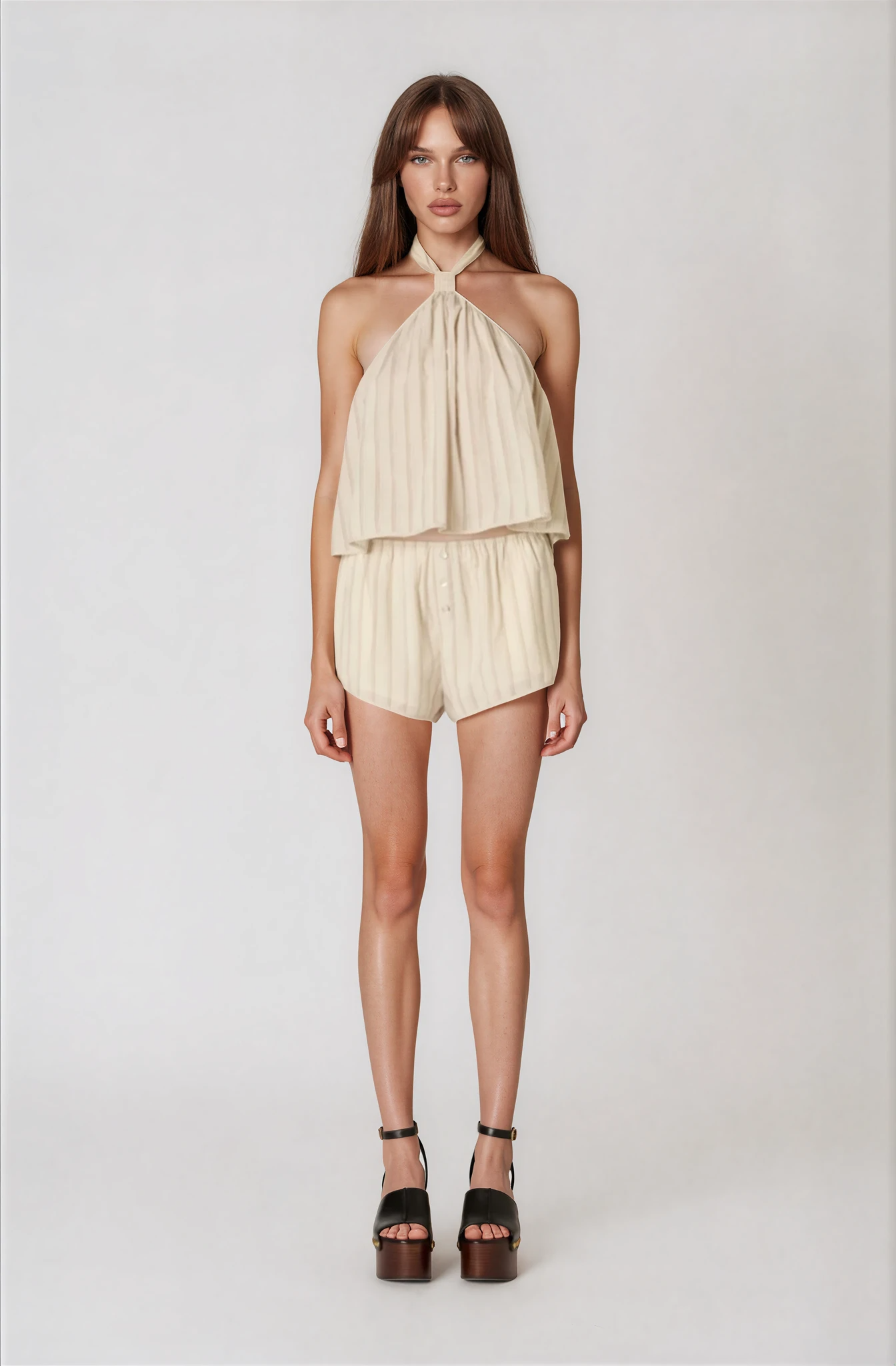 Isadora Ivory Short - Glamourous Grace