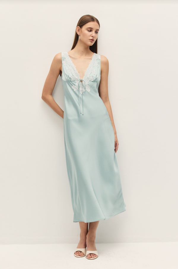 Odette Blue Lace Midi Dress - Glamourous Grace