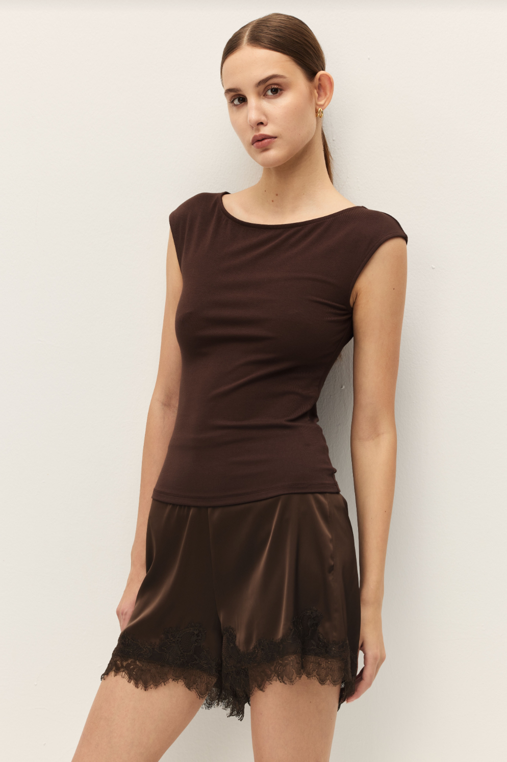 Noemi Brown Top