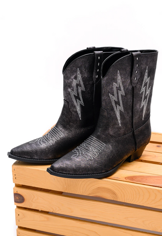 Bowie Metallic Boot in Black - Glamourous Grace