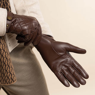 Sebastian (brown) – Sheepskin leather gloves with snap closure & touchscreen feature - Glamourous Grace