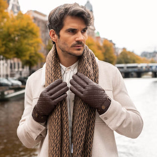 Sebastian (brown) – Sheepskin leather gloves with snap closure & touchscreen feature - Glamourous Grace