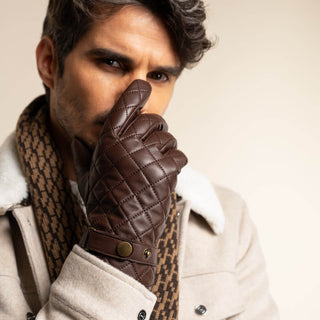 Sebastian (brown) – Sheepskin leather gloves with snap closure & touchscreen feature - Glamourous Grace