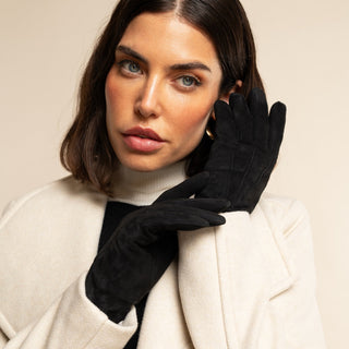 Silvia (black) - Italian suede leather gloves with luxurious cashmere lining - Glamourous Grace