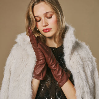 Skylar (brown) – Extra-long sheepskin leather gloves with wool/cashmere lining & touchscreen capability - Glamourous Grace