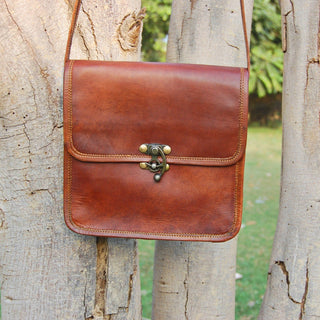 The Feminine Crossbody - Glamourous Grace