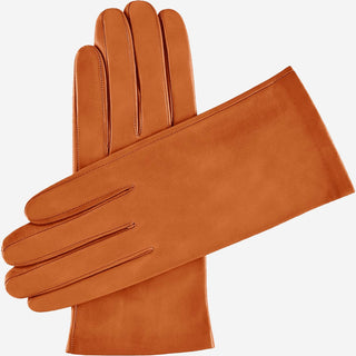Sofia (cognac) - Italian lambskin leather gloves with silk lining - Glamourous Grace