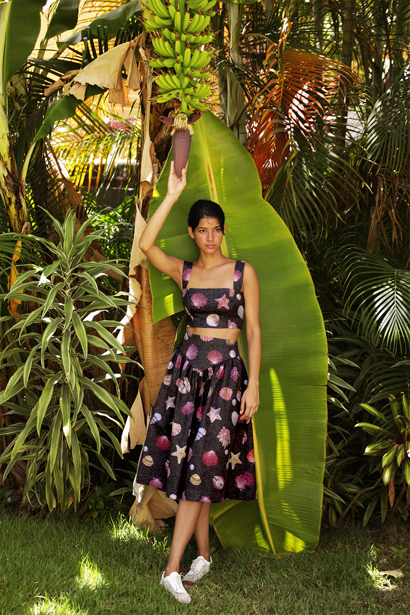 SOTAVENTO TOP IN CONCHITAS IN BLACK PRINT - Glamourous Grace