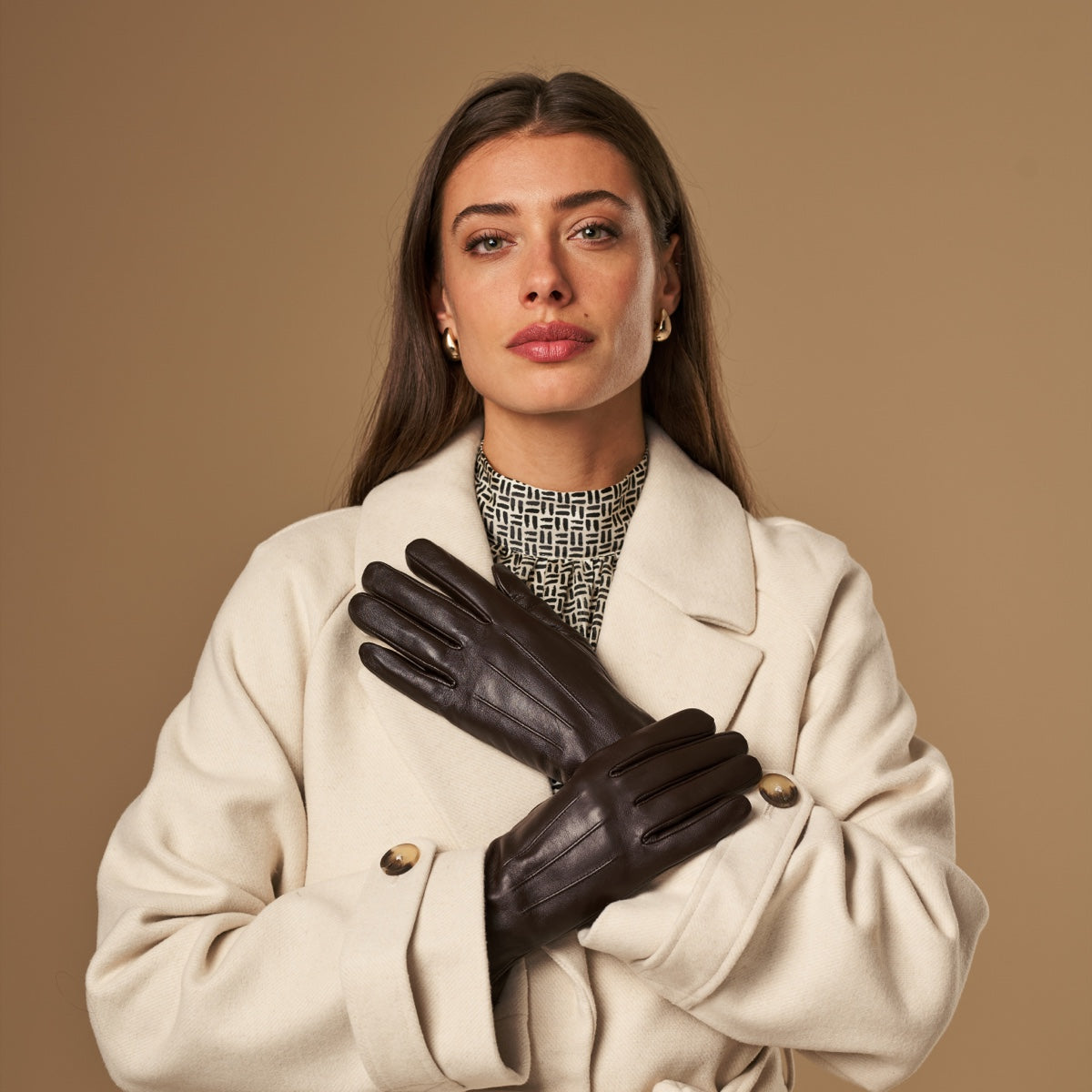 Stella (dark brown) – Sheepskin leather gloves with ultra-warm fleece lining & touchscreen functionality - Glamourous Grace