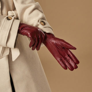 Stella (red) – Sheepskin leather gloves with ultra-warm fleece lining & touchscreen functionality - Glamourous Grace