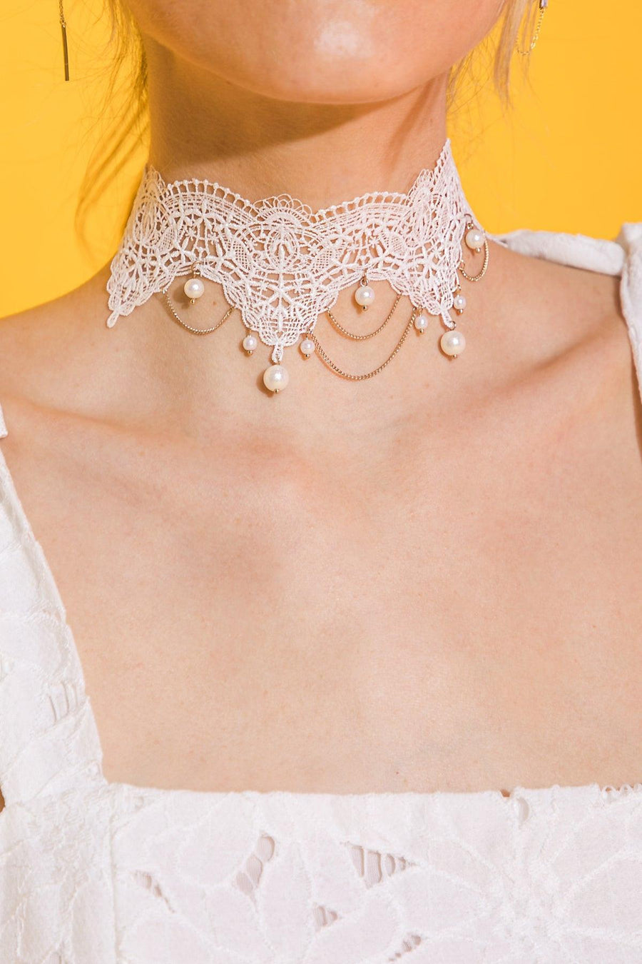 CHOOSE HAPPINESS LACE PEARL CHOKER NECKLACE - Glamourous Grace