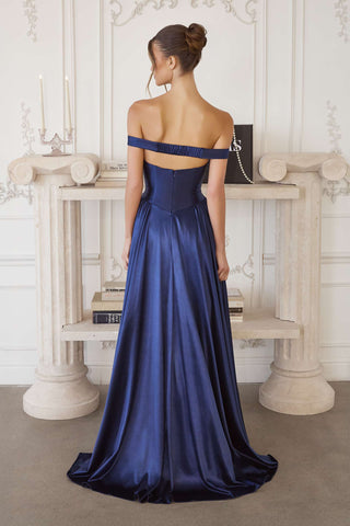 Glamourous Grace