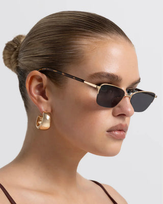 The Lydia Sunglasses Havana Tort Gold Smoke