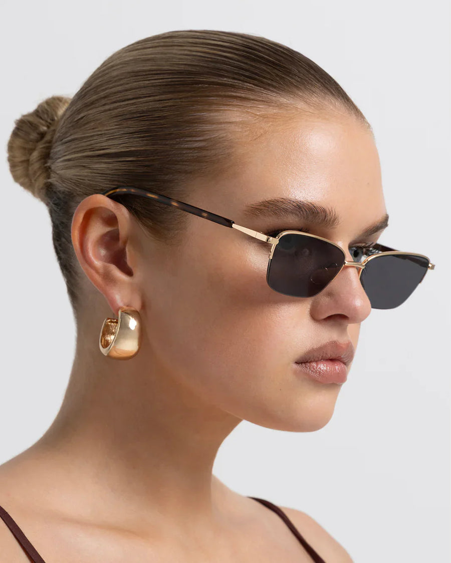 The Lydia Sunglasses Havana Tort Gold Smoke