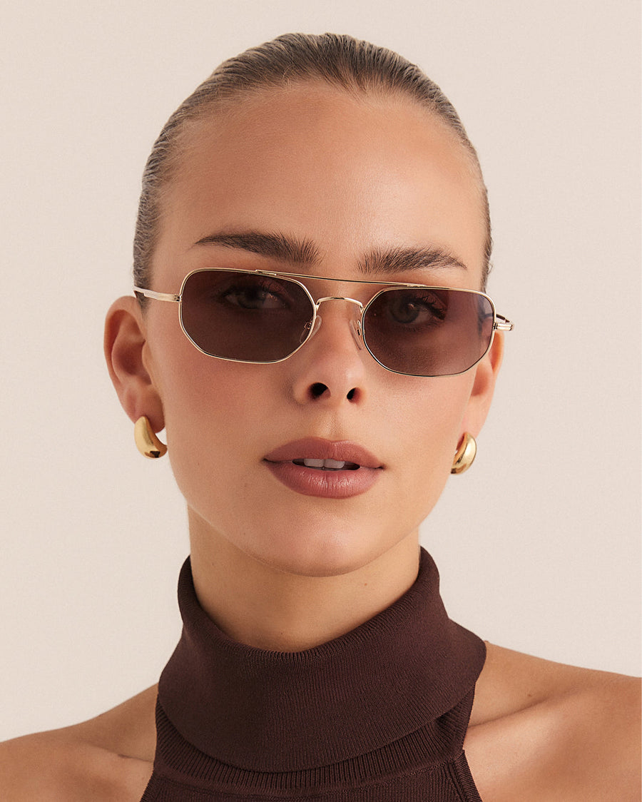 The Cameron Sunglasses Gold Chocolate Fade