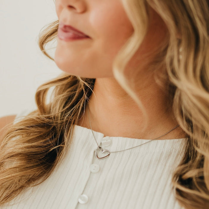 Tangled in Love Heart Necklace - WATERPROOF - Glamourous Grace