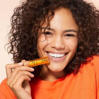 Nuxe R�ve De Miel Honey Lip Balm - Nourishing Dry Lip Treatment with Provence Honey & Camellia Oil - Glamourous Grace