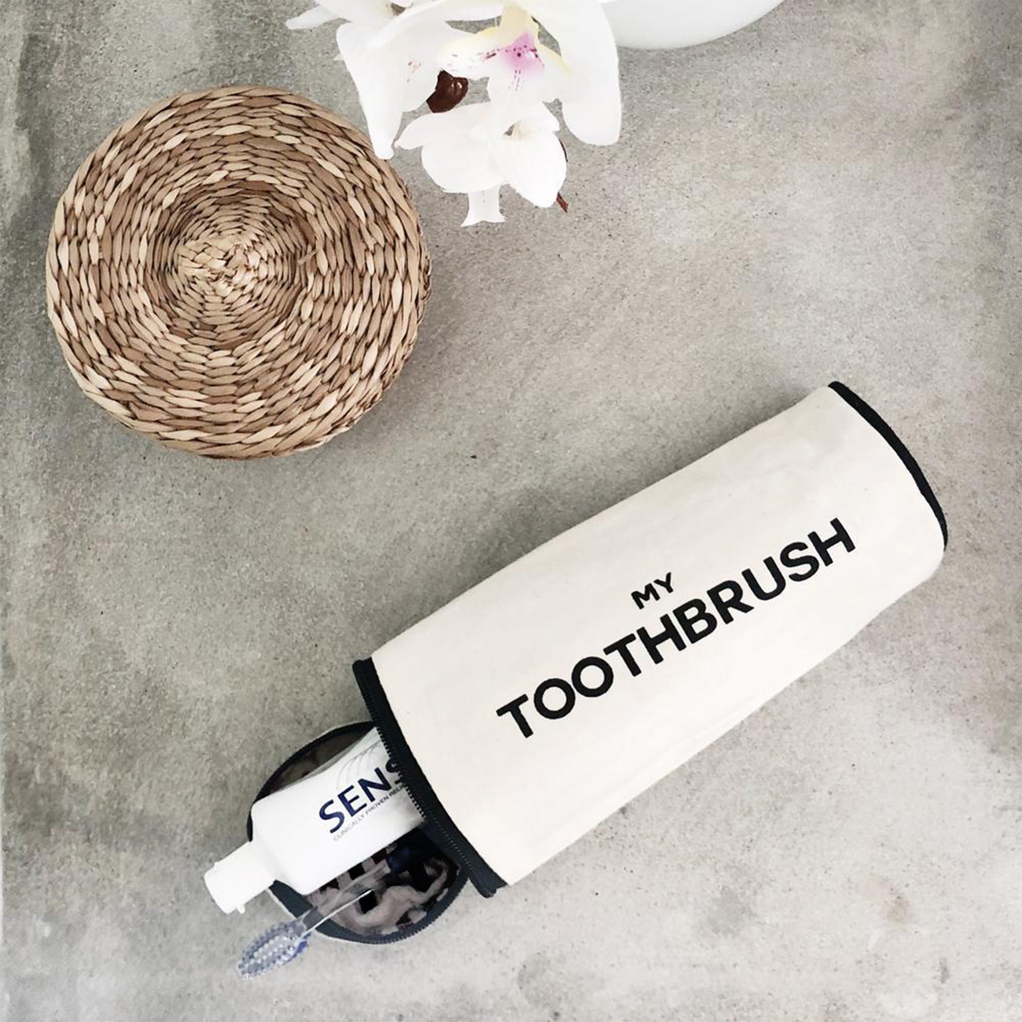 Toothbrush Travel Case – Cream - Glamourous Grace