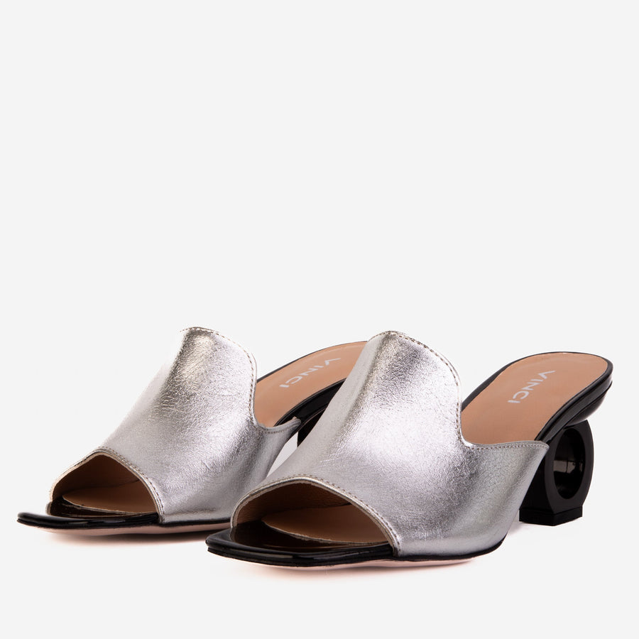 The Tory Silver Leather Women Sandal - Glamourous Grace