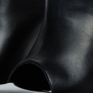 The Cymmer Black Leather Women Sandal - Glamourous Grace