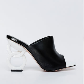 The Cymmer Black Leather Women Sandal - Glamourous Grace