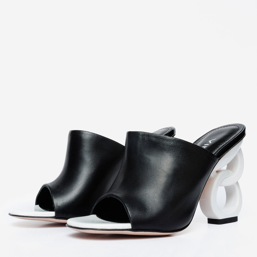 The Cymmer Black Leather Women Sandal - Glamourous Grace