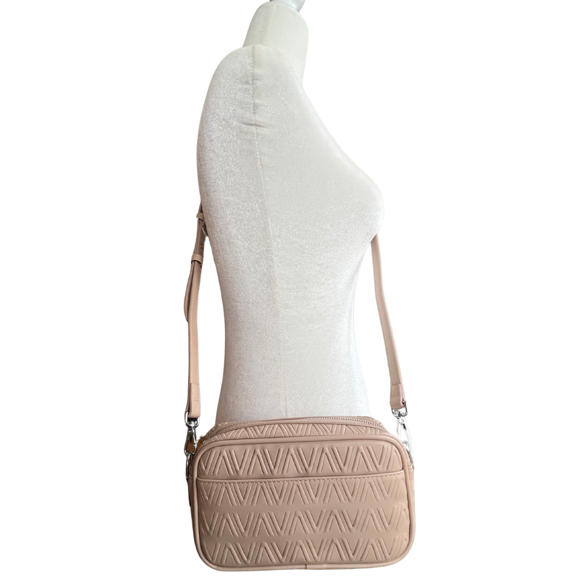 Cali Camera Crossbody - Glamourous Grace