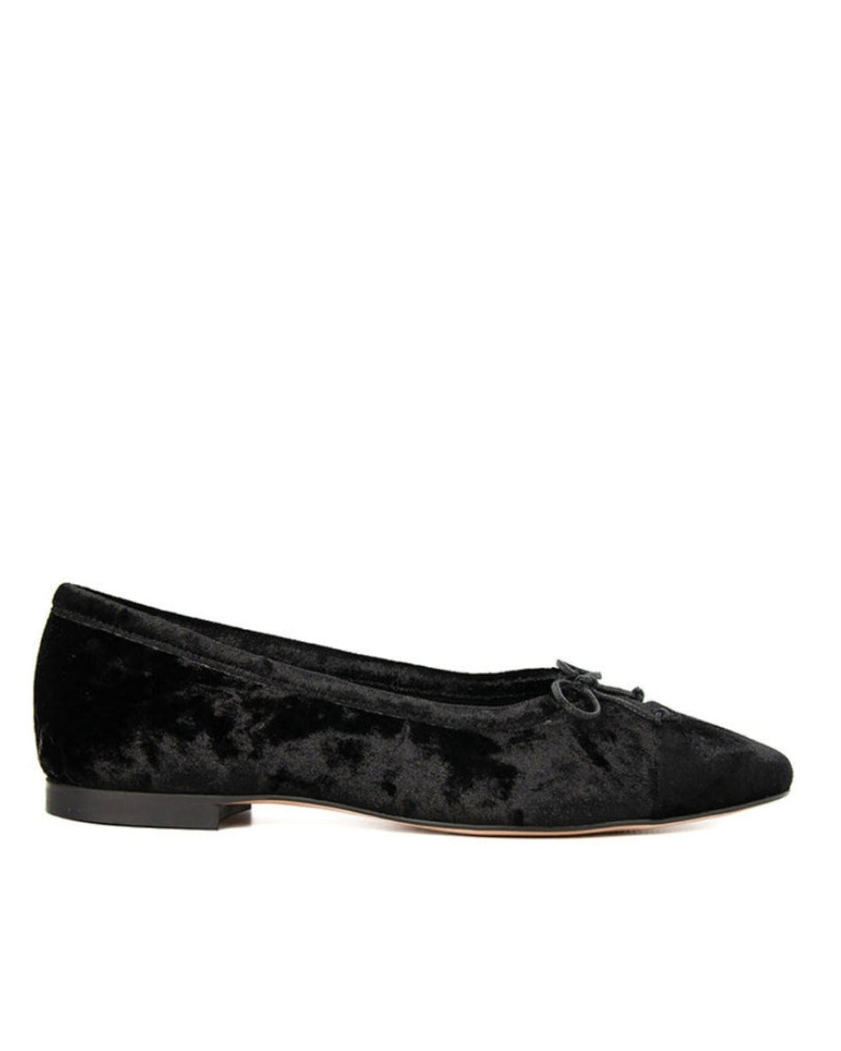 Amelie Black Velvet