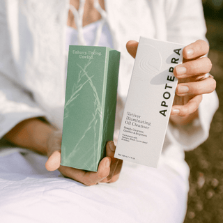 Vetiver Illuminating Oil Cleanser - Glamourous Grace