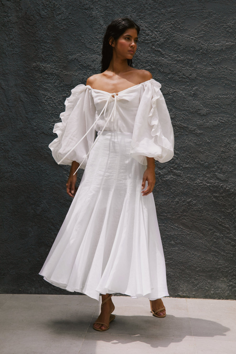 VIENTO TOP IN WHITE - Glamourous Grace