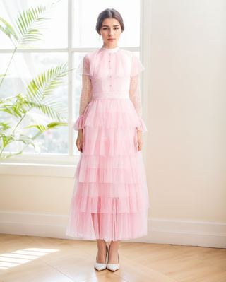 Glamourous Grace